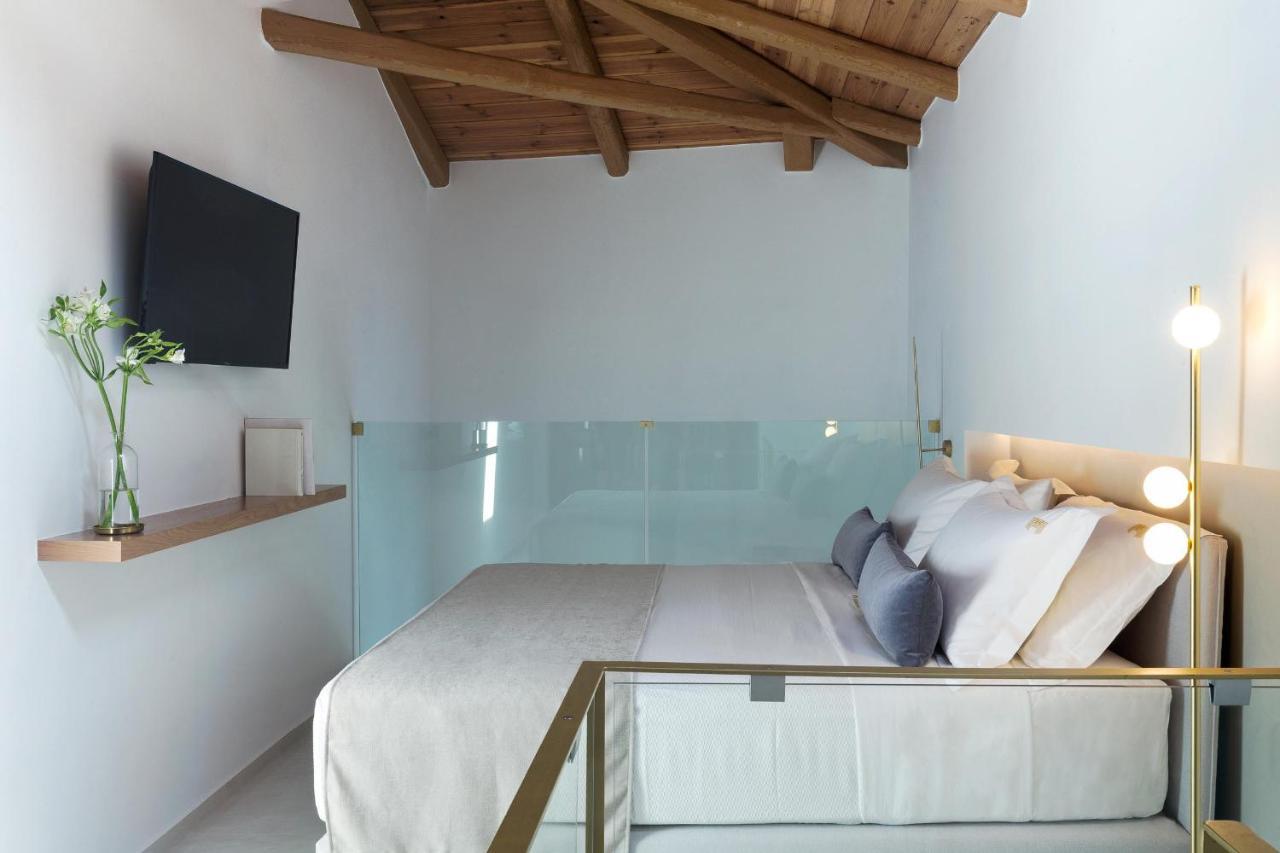 Mirabile Luxury Suites Chania  Bagian luar foto